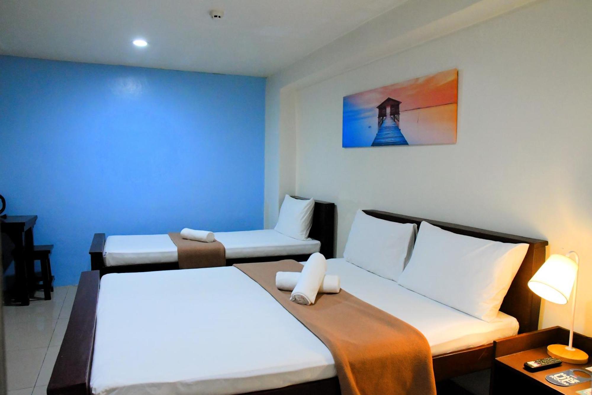 Arzo Hotel Makati Makati City Exterior foto