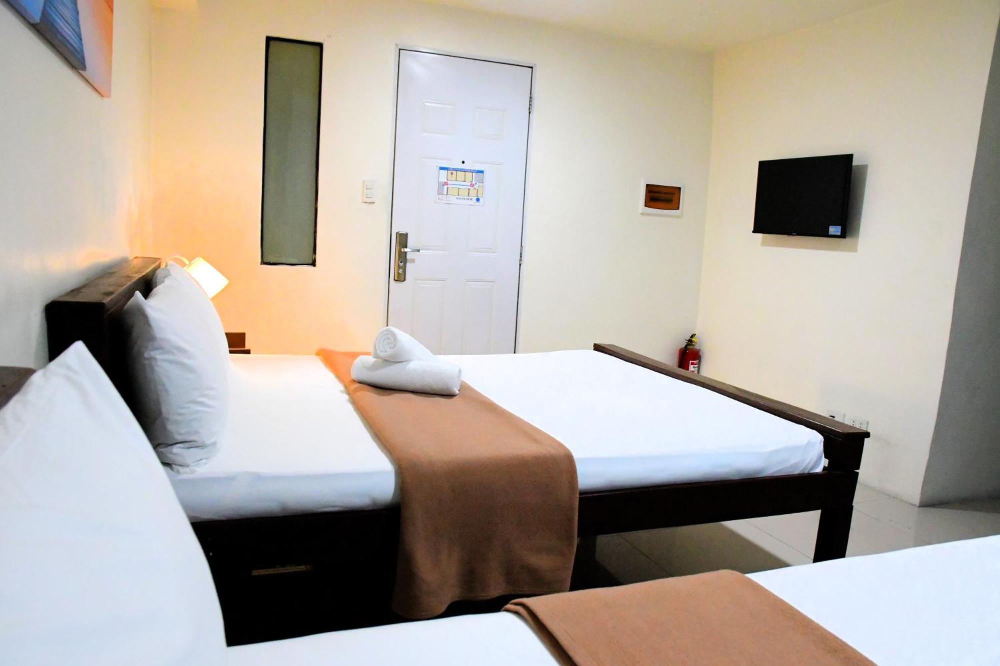Arzo Hotel Makati Makati City Exterior foto
